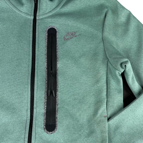 Nike Sportswear Tech Fleece Full Zip Green Jacket DR9150-361 Men's Sizes S - XL - Picture 5 of 7